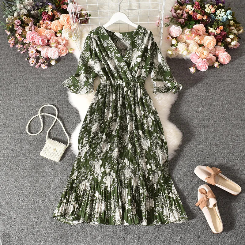 ELIJOIN Floral dress women's summer 2020 new holiday style foreign style horn sleeve elegant Chiffon Knee Skirt
ELIJOIN Floral dress women's summer 2020 new holiday style foreign style horn sleeve elegant Chiffon Knee Skirt