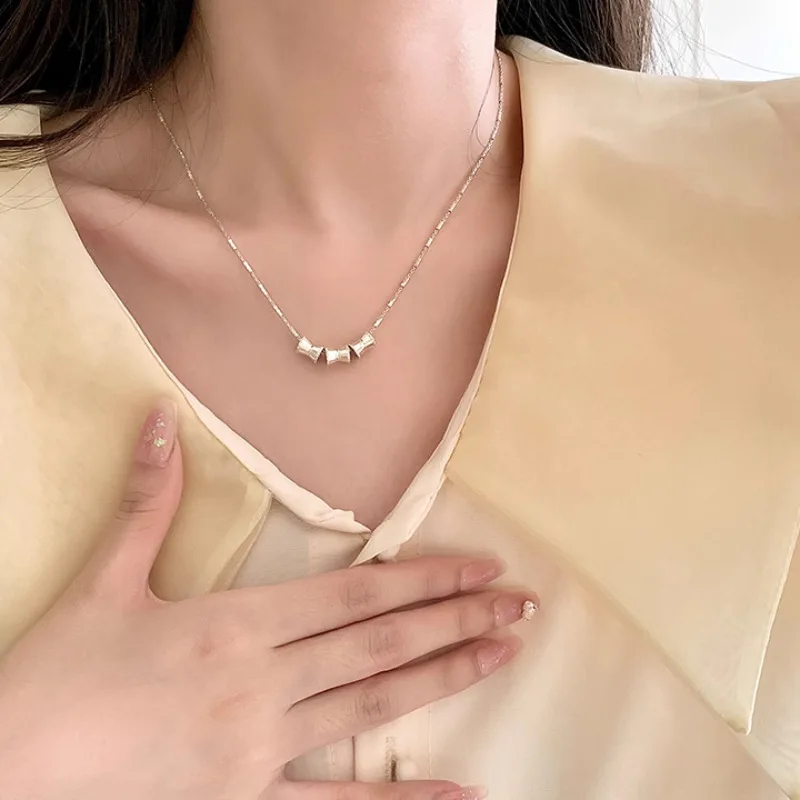 PANJBJ 925 Sterling Silver Diabolo Geometric Necklace for Women Girl Fashion Concise Trendy Jewelry Birthday Gift Dropshipping
PANJBJ 925 Sterling Silver Diabolo Geometric Necklace for Women Girl Fashion Concise Trendy Jewelry Birthday Gift Dropshipping