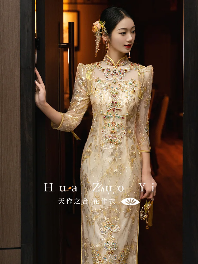 Bride Slim Wedding Dress Retro Chinese Style Champagne Sequins Beading Cheongsam Toast Clothing
Bride Slim Wedding Dress Retro Chinese Style Champagne Sequins Beading Cheongsam Toast Clothing