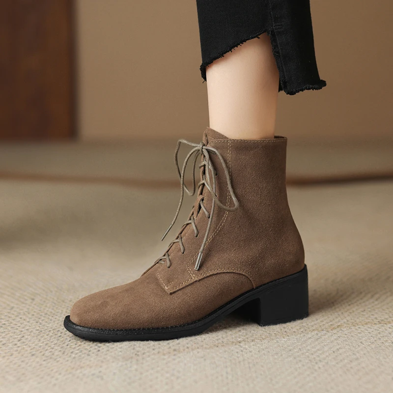 Hot Sale Autumn Shoes Zipper Cow Suede Leather Boots Women Retro Lace Ankle Boots for Women Size 39 Fashion Winter Boots Women
Hot Sale Autumn Shoes Zipper Cow Suede Leather Boots Women Retro Lace Ankle Boots for Women Size 39 Fashion Winter Boots Women