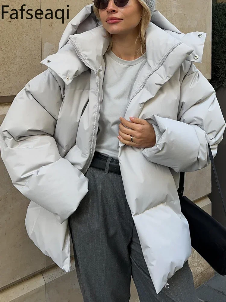 Winter Down Cotton Jacket for Women 2024 Thick Warm Long Quilted Coat with Hood Green Oversize Thermal Women's Padded Parkas
Winter Down Cotton Jacket for Women 2024 Thick Warm Long Quilted Coat with Hood Green Oversize Thermal Women's Padded Parkas