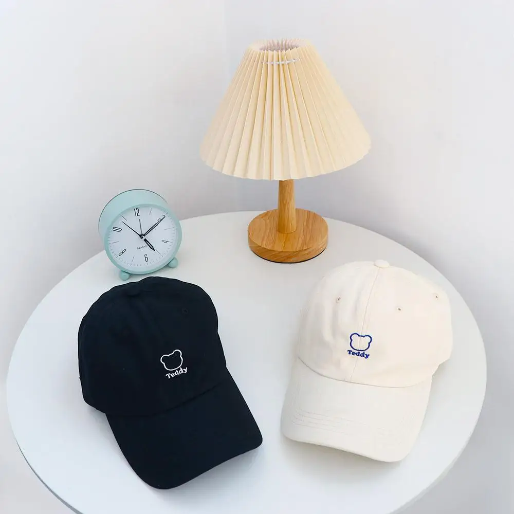 Casual Retro Couple Embroidery Girls Outdoor Male Cotton Snapback Hat Korean Style Hat Visors Cap Letter Baseball Cap
Casual Retro Couple Embroidery Girls Outdoor Male Cotton Snapback Hat Korean Style Hat Visors Cap Letter Baseball Cap