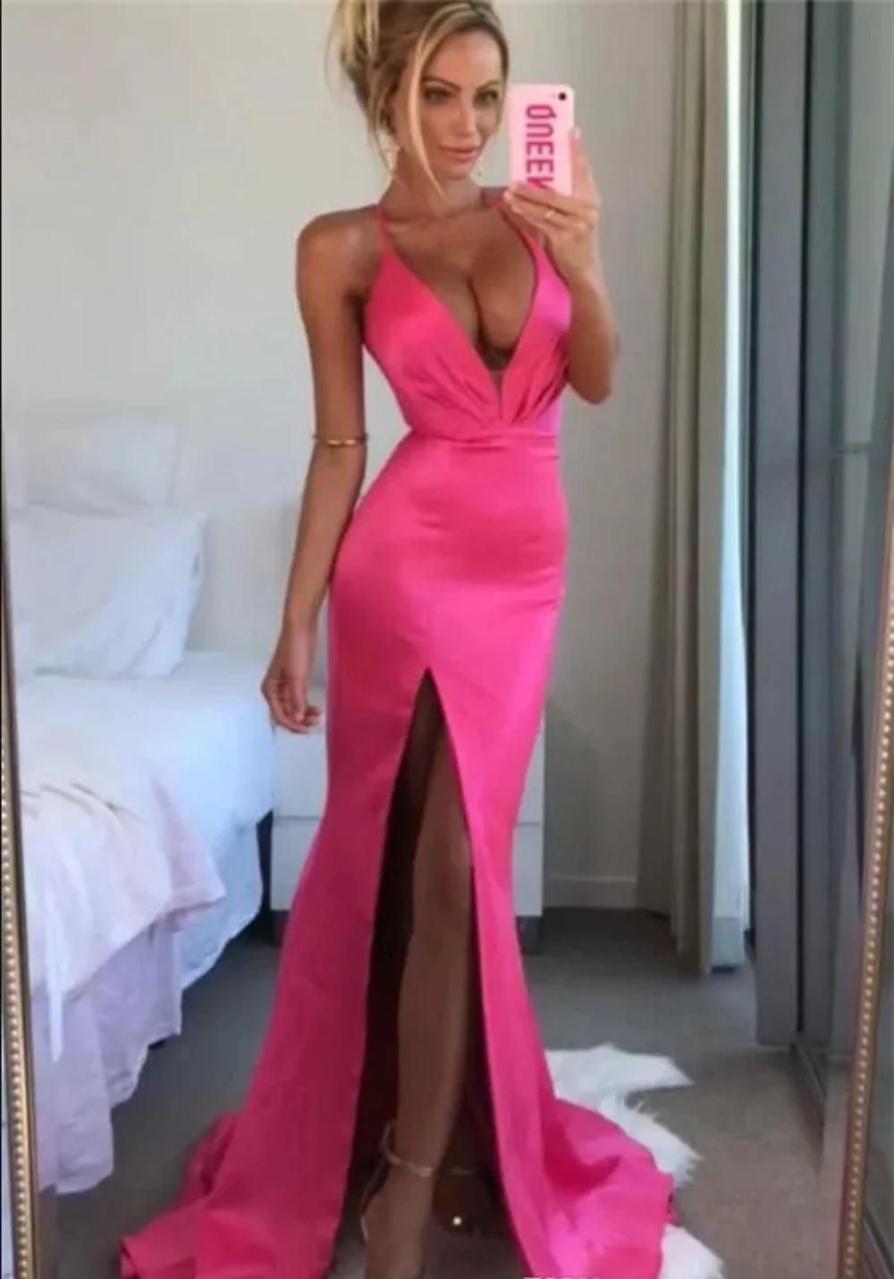 Sexy Prom Dresses high side slit Mermaid Deep V Neck Sleeveless stain ruched Evening Dress Cheap Party Gowns floor length
Sexy Prom Dresses high side slit Mermaid Deep V Neck Sleeveless stain ruched Evening Dress Cheap Party Gowns floor length