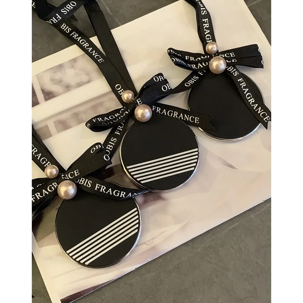 Car Air Freshener High Quality Vent Perfume Diffuser Rearview Mirror Fragrance Decor Lasting Tast Auto Accessories
Car Air Freshener High Quality Vent Perfume Diffuser Rearview Mirror Fragrance Decor Lasting Tast Auto Accessories
