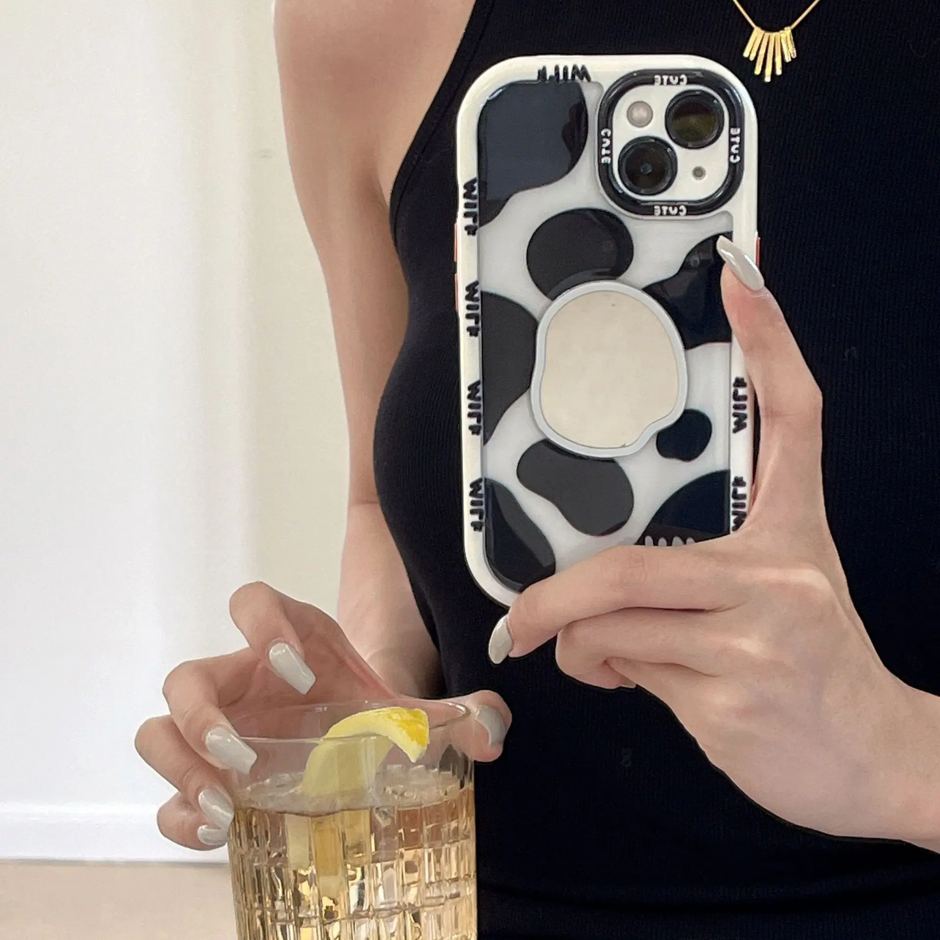 Mirror milk cow pattern drop glue Phone Case For iphone 14 13 12 11 Pro Max X XR XSMAX 7 8 Plus SE TPU Case Cover new products
Mirror milk cow pattern drop glue Phone Case For iphone 14 13 12 11 Pro Max X XR XSMAX 7 8 Plus SE TPU Case Cover new products