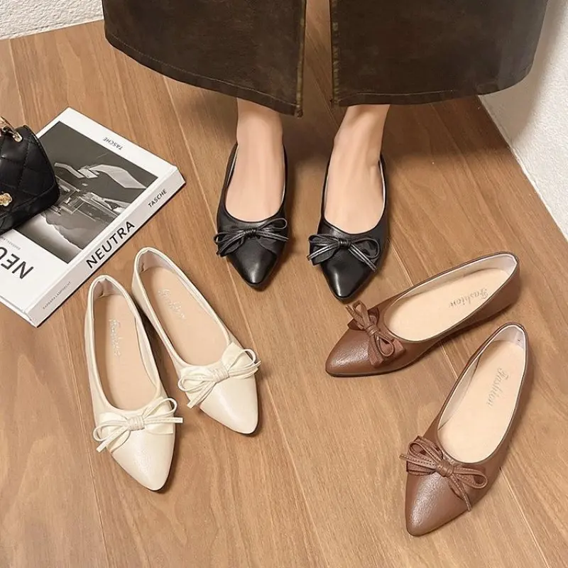 

Summer New Women Fashion Concise Soft Flats Non-slip Shallow Knot Patent Leather Flats Lady Pointed Toe Breathable Flat Plus Siz
