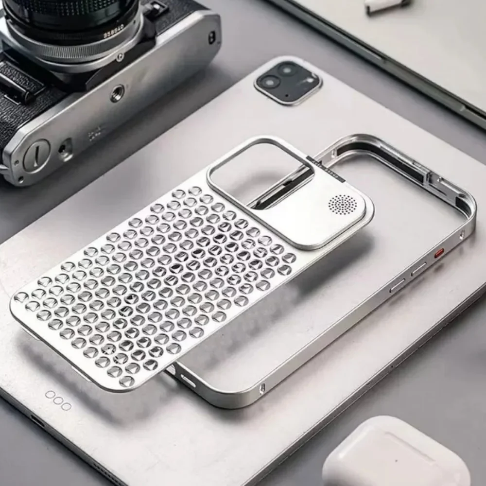Металлический чехол для телефона с рассеиванием тепла для iPhone 13, 12, 14, 15 Pro Max, 15 Plus, роскошный Съемный Алюминиевый охлаждающий чехол для телефона с ароматом
Металлический чехол для телефона с рассеиванием тепла для iPhone 13, 12, 14, 15 Pro Max, 15 Plus, роскошный Съемный Алюминиевый охлаждающий чехол для телефона с ароматом