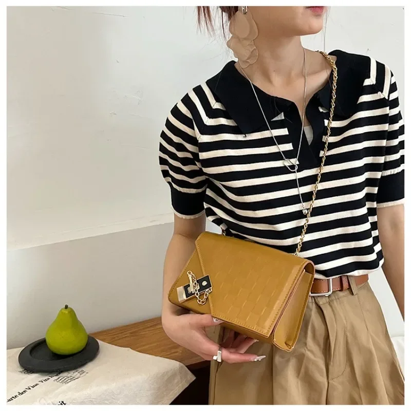 Bao Personality Niche Design Small Square Shoulder Bag 2024 Fashion New Nubuck Women's Shoulder Bag Crossbody Bag
Bao Personality Niche Design Small Square Shoulder Bag 2024 Fashion New Nubuck Women's Shoulder Bag Crossbody Bag