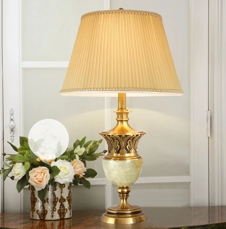 Luxury Retro American Style Marble And Bronze Base Bedside Table Lamp With Lampshade For Home Deoc BF05-NS-117
Luxury Retro American Style Marble And Bronze Base Bedside Table Lamp With Lampshade For Home Deoc BF05-NS-117