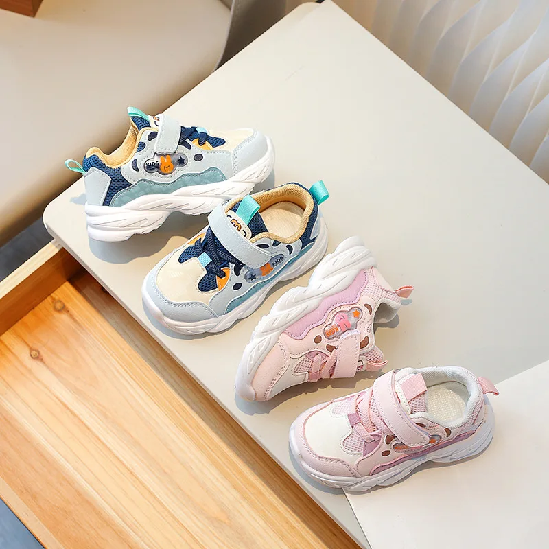 Girls' Sports Shoes 2024 Spring and Autumn New Children's Girls Baby Breathable Casual Spring Burst Shoes
Girls' Sports Shoes 2024 Spring and Autumn New Children's Girls Baby Breathable Casual Spring Burst Shoes