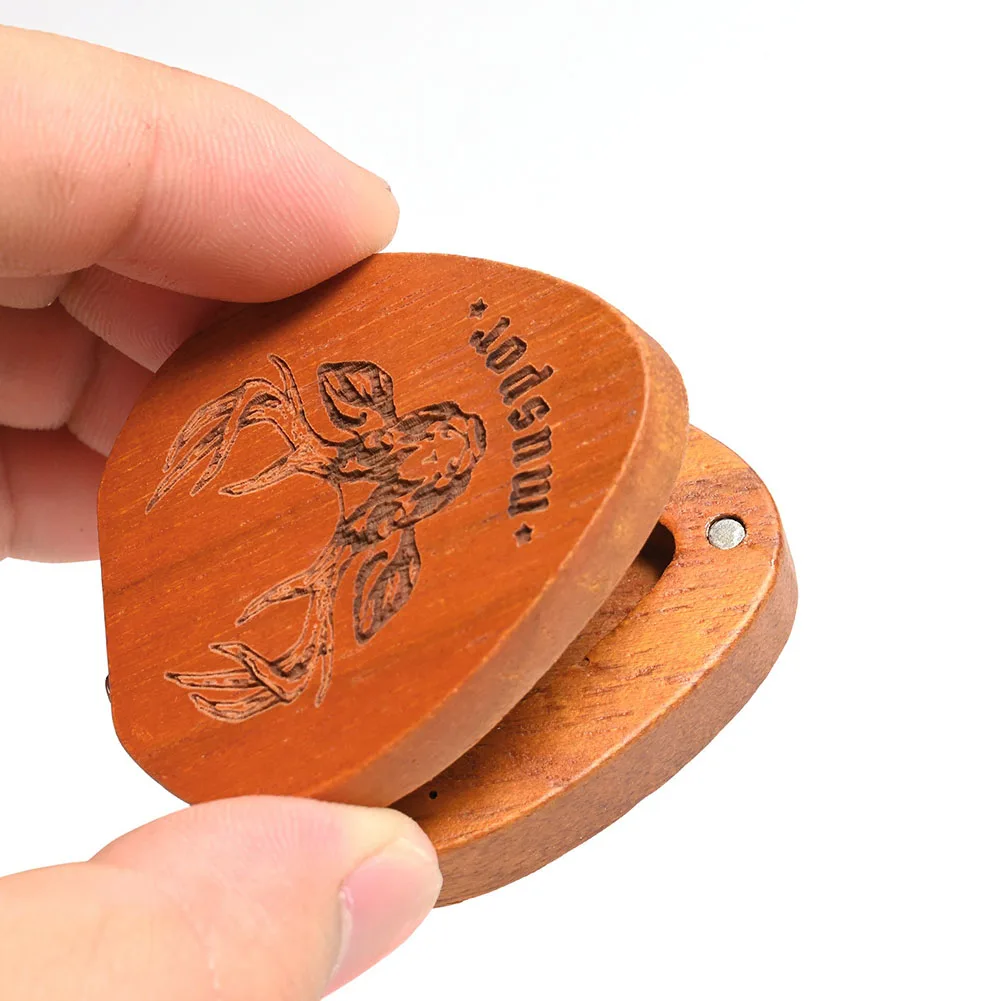 Brand New Gift Holder Guitar Picks Case Wooden Box With 5 Random Picks Plectrum Casket Guitar Picks Holder Gift Holder
Brand New Gift Holder Guitar Picks Case Wooden Box With 5 Random Picks Plectrum Casket Guitar Picks Holder Gift Holder