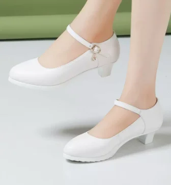 Новинка 2023, оригинальные популярные новые черные мужские кроссовки для бега, удобные спортивные легкие кроссовки
Новинка 2023, оригинальные популярные новые черные мужские кроссовки для бега, удобные спортивные легкие кроссовки