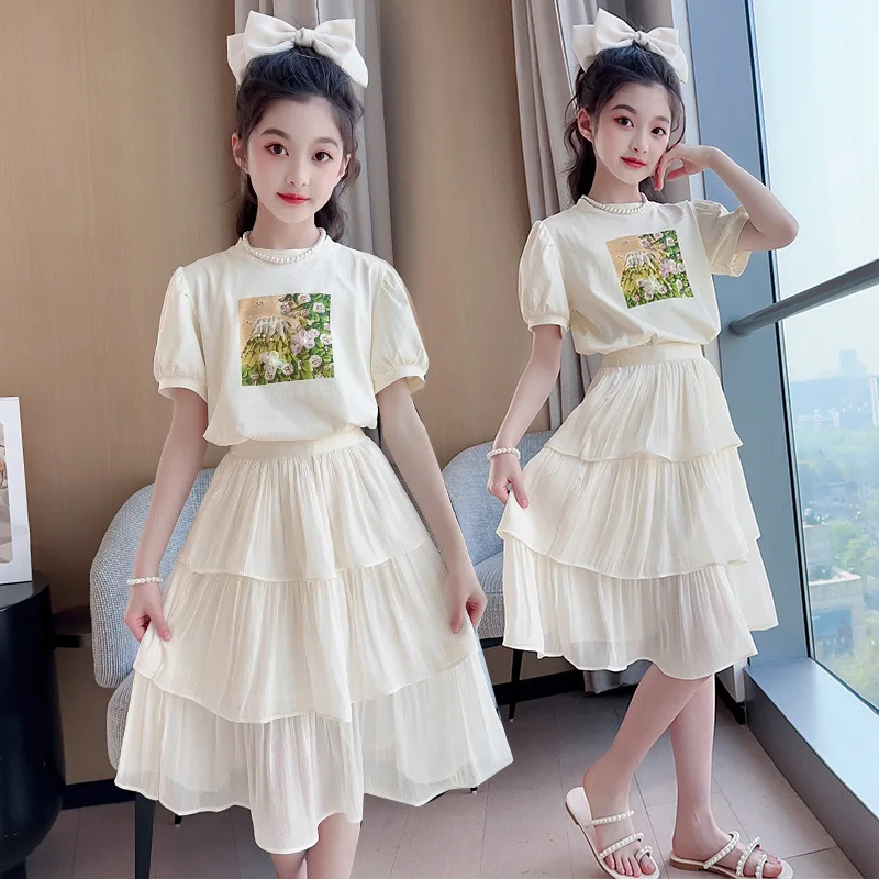 Girls' Temperament Skirt Suit 2023 Summer Middle and Big Children Girl Short Sleeve T-shirt Net Yarn Cake Skirt Two-Piece Set
Girls' Temperament Skirt Suit 2023 Summer Middle and Big Children Girl Short Sleeve T-shirt Net Yarn Cake Skirt Two-Piece Set
