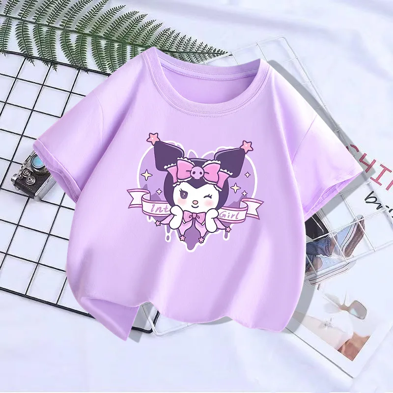 Летняя футболка из чистого хлопка с рисунком аниме Sanrio Kuromi для девочек, милые детские топы с коротким рукавом для спорта и отдыха, детская одежда
Летняя футболка из чистого хлопка с рисунком аниме Sanrio Kuromi для девочек, милые детские топы с коротким рукавом для спорта и отдыха, детская одежда