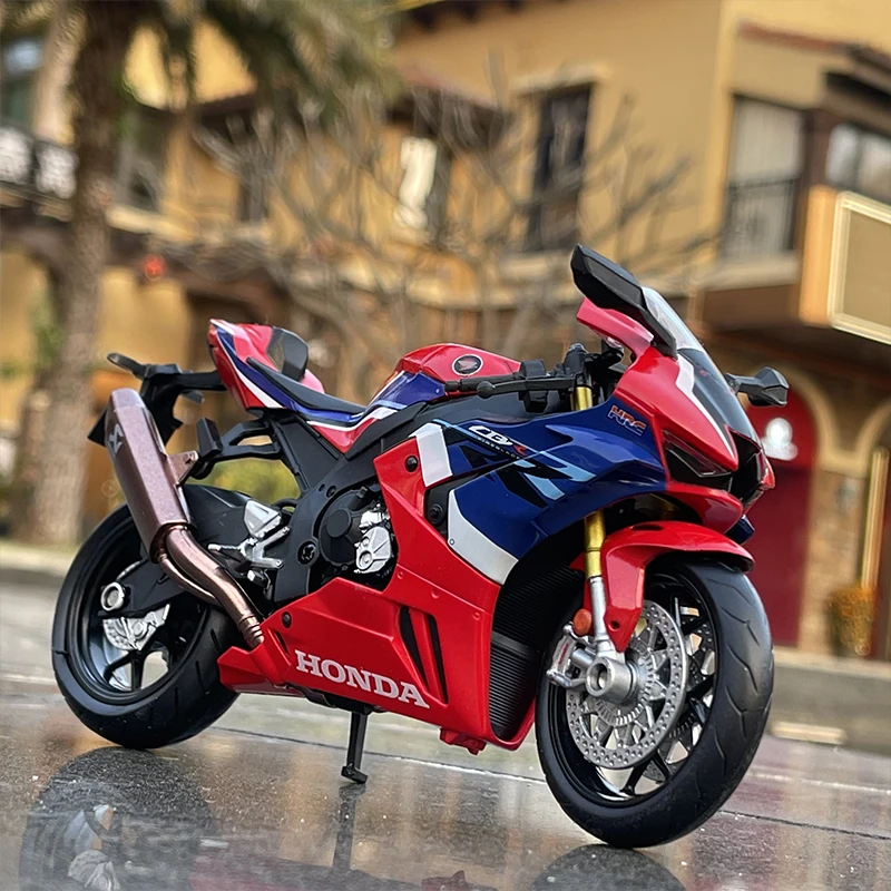 1:12 HONDA CBR 1000RR-R Fire Blade Racing Motorcycle Model Diecast Alloy Metal Street Motorcycle Model Simulation Childrens Gift
1:12 HONDA CBR 1000RR-R Fire Blade Racing Motorcycle Model Diecast Alloy Metal Street Motorcycle Model Simulation Childrens Gift