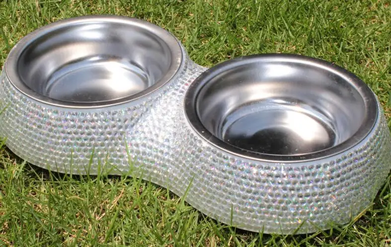 Серебряная блестящая металлическая двойная столовая миска из нержавеющей стали для домашних животных, кошек, маленьких собак
Серебряная блестящая металлическая двойная столовая миска из нержавеющей стали для домашних животных, кошек, маленьких собак