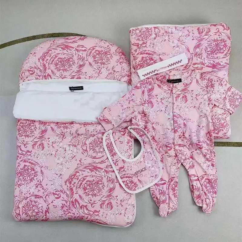 

New Infant Pink Romper set+Bib+Hat For Baby Girl Romper Cltohing Set Baby Boys Floral Jumpsuits Newborn Footies