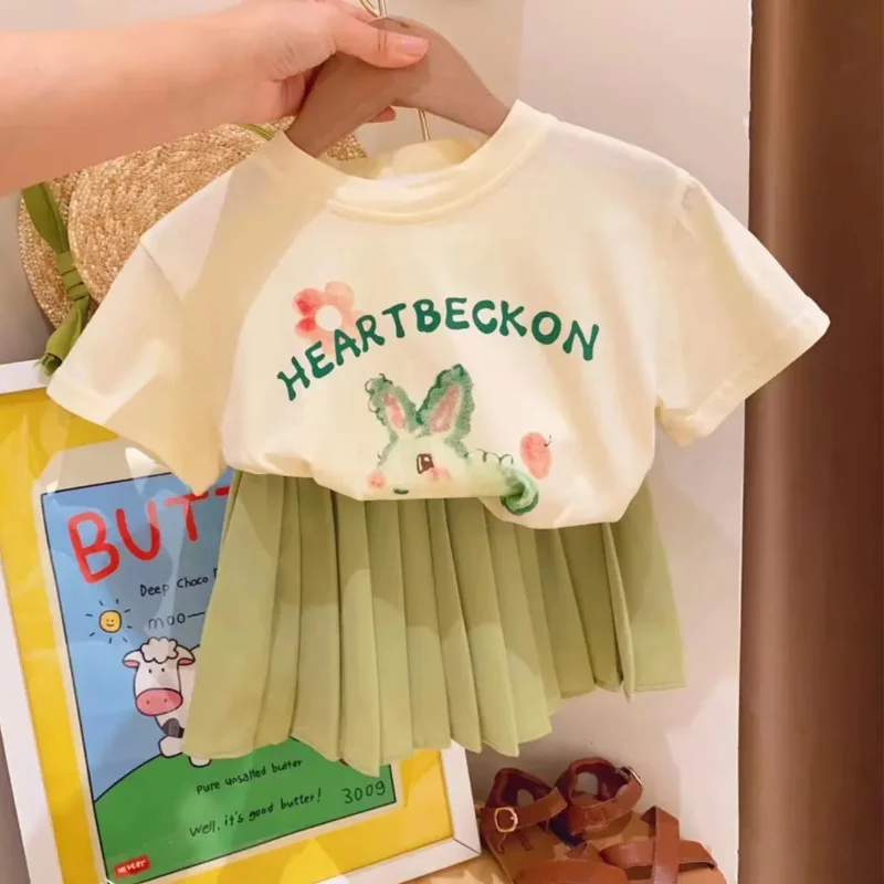 Breathable and Soft Pure Cotton Rabbit Short Sleeve T-shirt with Ruffled Skirt Set for Girls Children Girl Set Free Shipping
Breathable and Soft Pure Cotton Rabbit Short Sleeve T-shirt with Ruffled Skirt Set for Girls Children Girl Set Free Shipping