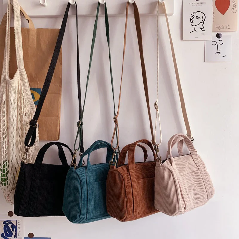2023 Woman Corduroy Shoulder Bag New Fashion Single Shoulder Bag Crossbody Art Small Square Tote Bag Boston Pillow Type Handbag
2023 Woman Corduroy Shoulder Bag New Fashion Single Shoulder Bag Crossbody Art Small Square Tote Bag Boston Pillow Type Handbag