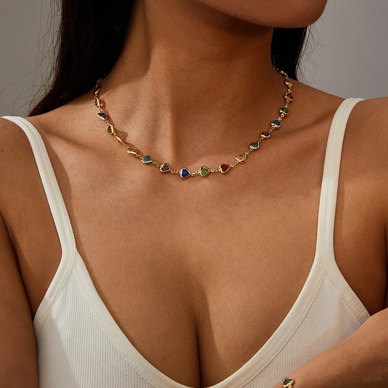 

Vintage Rainbow Crystal Heart Choker Necklace For Women Boho Style Clavicle Chain Statement Jewelry Summer Collar Beach Gift