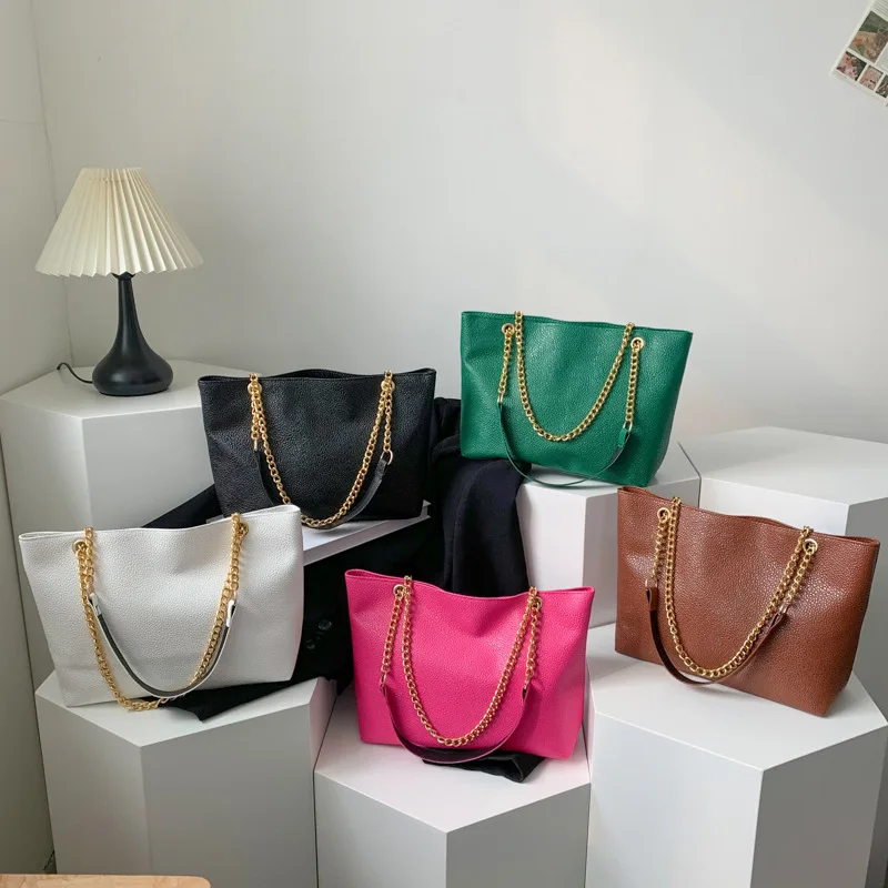 New Large Capacity Causal Handbags PU Leather Luxury Shoulder Bag Women Fashion Purse Designer Female Brand Crossbody Bags
New Large Capacity Causal Handbags PU Leather Luxury Shoulder Bag Women Fashion Purse Designer Female Brand Crossbody Bags