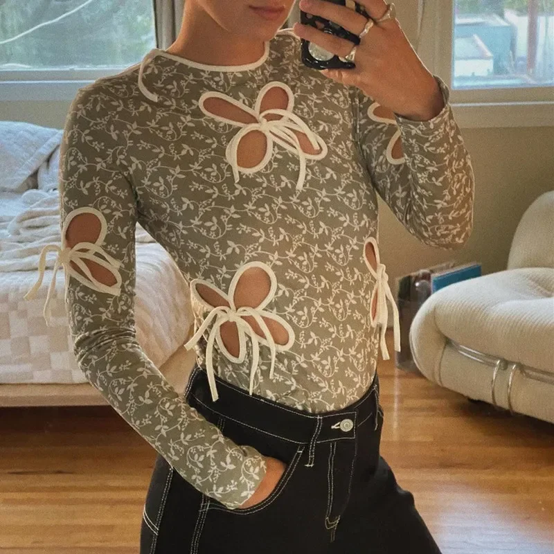 2021 Autumn Sexy Women Sweet Floral Tops Cottagecore Fashion Hollow Out Lace Skinny Long Sleeve Bottoming T-shirt Green Tshirts
2021 Autumn Sexy Women Sweet Floral Tops Cottagecore Fashion Hollow Out Lace Skinny Long Sleeve Bottoming T-shirt Green Tshirts