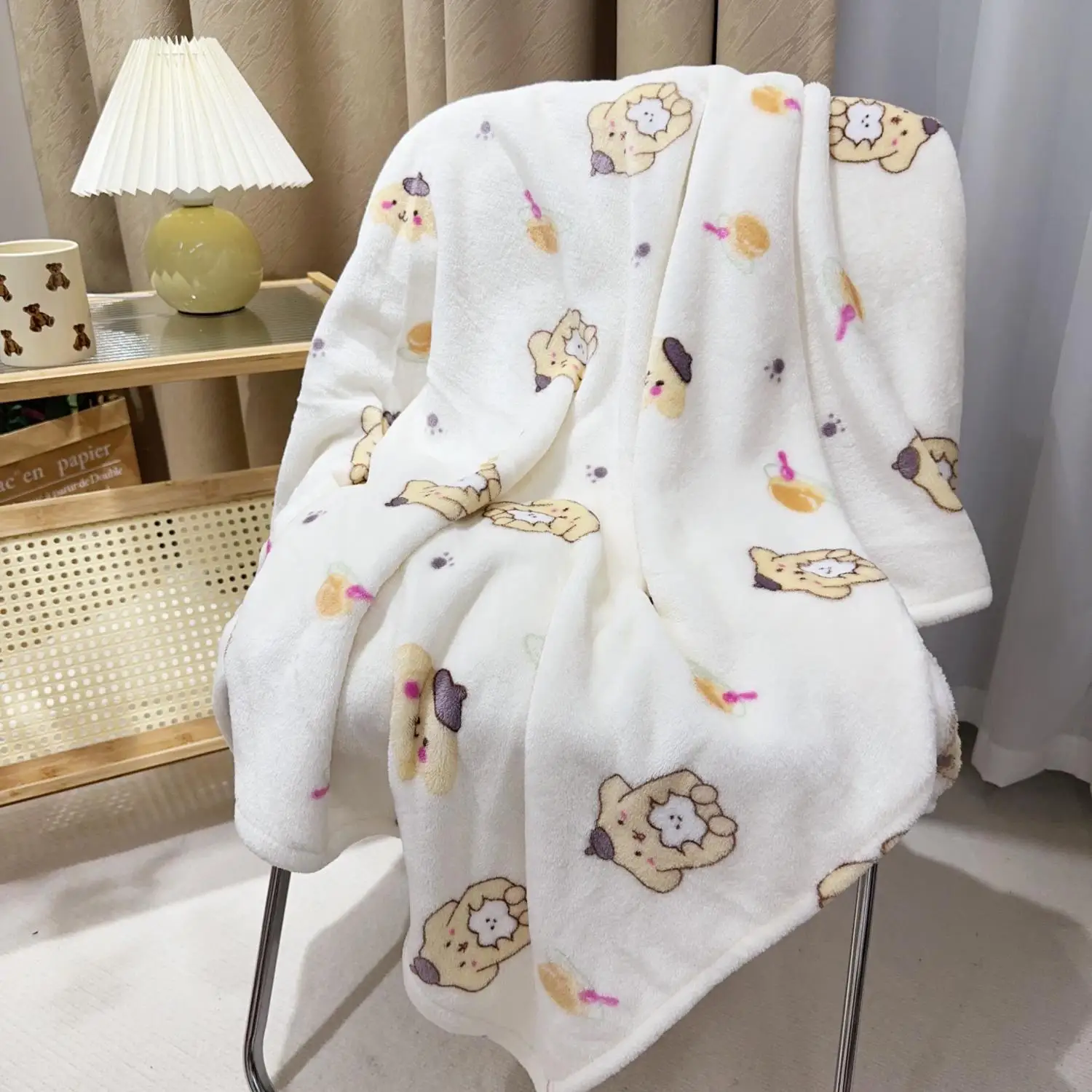 Осенне-зимнее одеяло Sanrio с помпоном пурпурного цвета, офисное одеяло, утолщенное теплое одеяло, милое маленькое одеяло, одеяло для общежития
Осенне-зимнее одеяло Sanrio с помпоном пурпурного цвета, офисное одеяло, утолщенное теплое одеяло, милое маленькое одеяло, одеяло для общежития