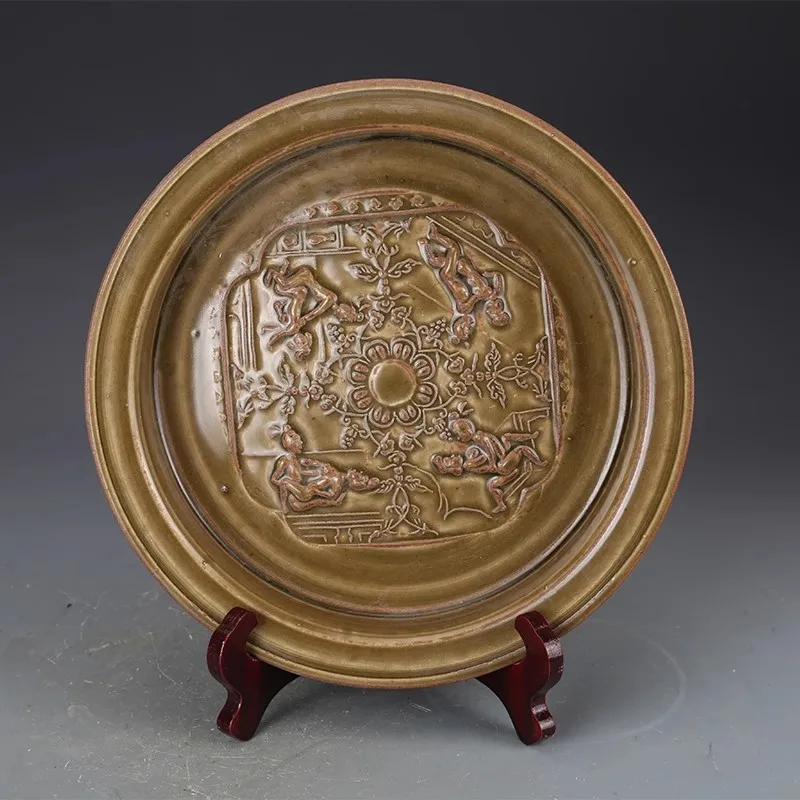 Antique Old SongDynasty porcelain plate,Yaozhou klin,three foots plate,Hand Painted Decoration /Collection/ crafts,26cm(D)
Antique Old SongDynasty porcelain plate,Yaozhou klin,three foots plate,Hand Painted Decoration /Collection/ crafts,26cm(D)