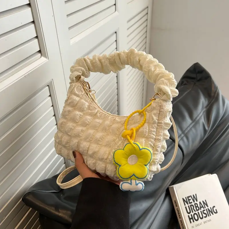 2023 Summer Pleated Handlebags For Women Leisure Cloud Bags Totes Shopping Shoulder Bag Dumpling Handbag Underarm Bag Female
2023 Summer Pleated Handlebags For Women Leisure Cloud Bags Totes Shopping Shoulder Bag Dumpling Handbag Underarm Bag Female