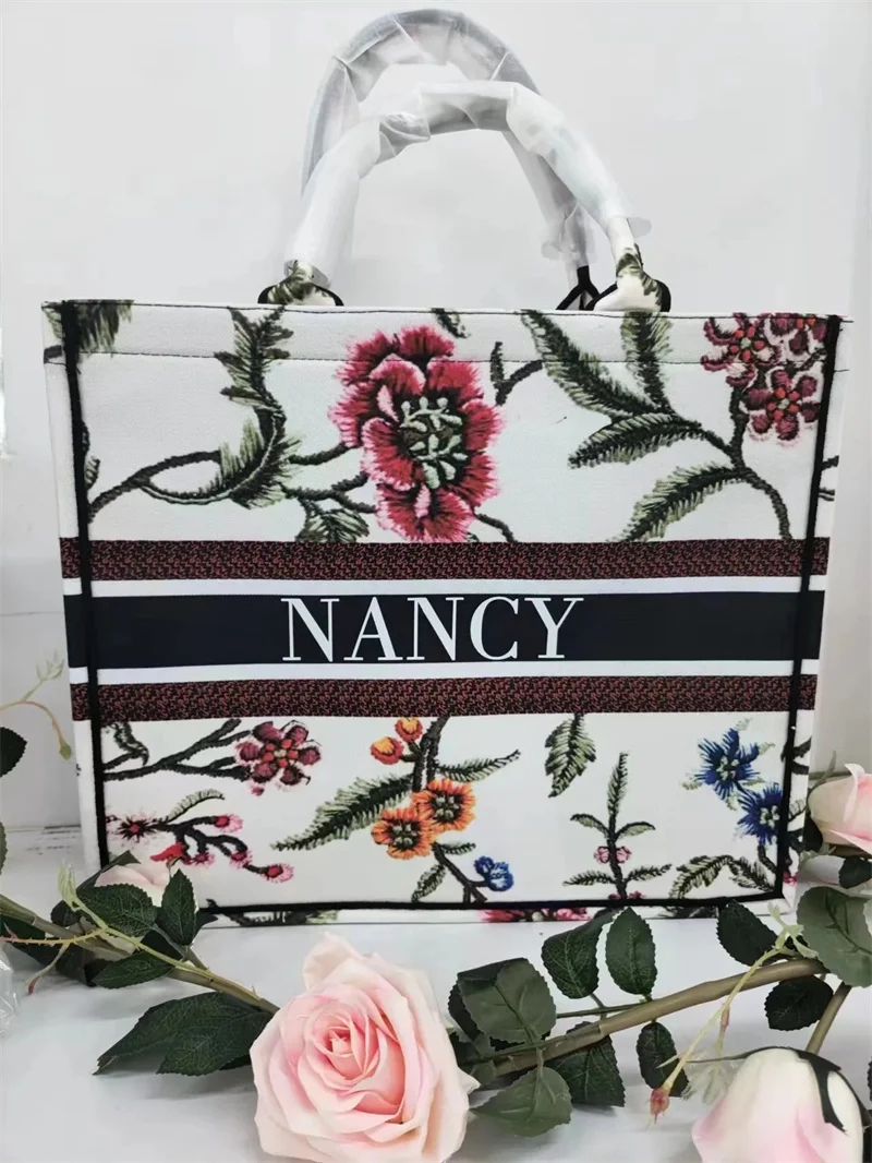 2023 New Designer Artistic Style Ladies Printed Linen Cloth Women's tote bag Customizable Personalized Name Handbag
2023 New Designer Artistic Style Ladies Printed Linen Cloth Women's tote bag Customizable Personalized Name Handbag