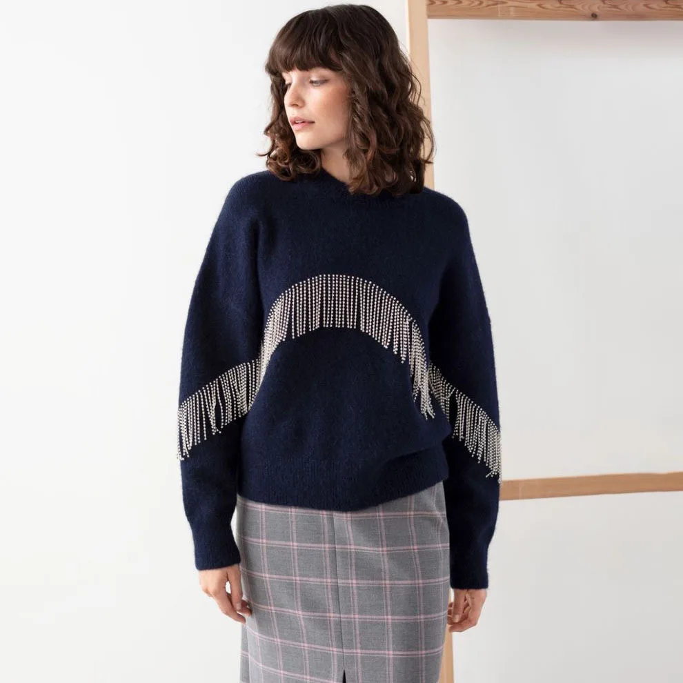 Женский трикотажный свитер с кисточками, теплый пуловер с длинным рукавом, украшенный бусинами, модель p1166 на осень и зиму, 2023
Женский трикотажный свитер с кисточками, теплый пуловер с длинным рукавом, украшенный бусинами, модель p1166 на осень и зиму, 2023