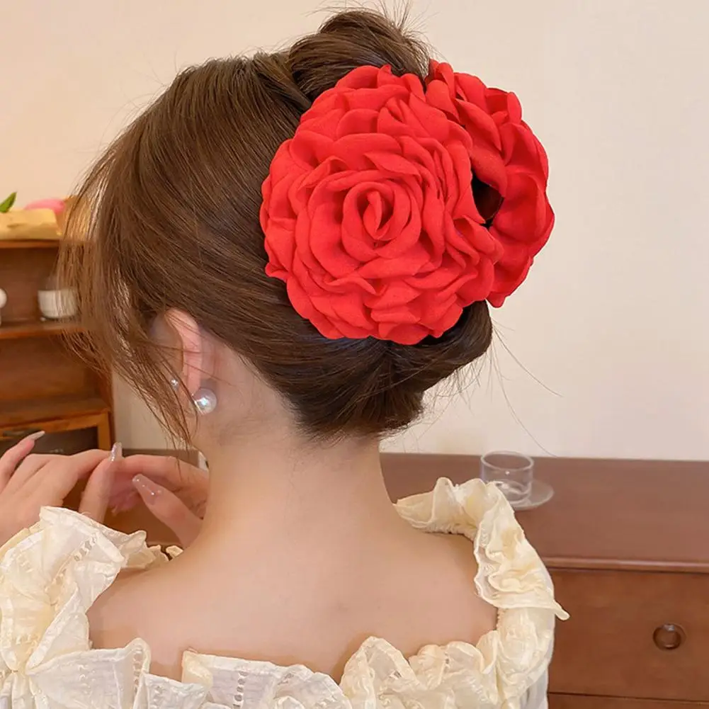Hair Clip Elegant Camellia Flower Hair Claw For Stylish Updos Anti-slip Barrette Headdress Hair Accessory For Bathing
Hair Clip Elegant Camellia Flower Hair Claw For Stylish Updos Anti-slip Barrette Headdress Hair Accessory For Bathing