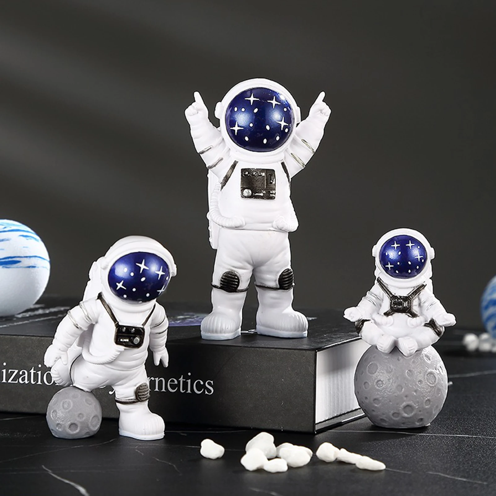 6 Pcs Resin Astronaut Ornament for Home Decor, Astronaut Statue Model, Space Theme, Astronaut and Moon, Home Decoration
6 Pcs Resin Astronaut Ornament for Home Decor, Astronaut Statue Model, Space Theme, Astronaut and Moon, Home Decoration
