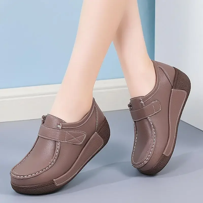 Говядина сухожилия мягкая подошва говядина новые зимние женские слипоны теплые винтажные кожаные туфли для девочек 
Говядина сухожилия мягкая подошва говядина новые зимние женские слипоны теплые винтажные кожаные туфли для девочек