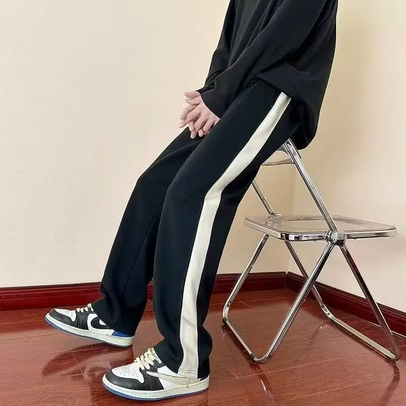 New Chinese style high elasticity ice silk pants for men's summer thin straight leg suit pants 2024 new national style cool casu
New Chinese style high elasticity ice silk pants for men's summer thin straight leg suit pants 2024 new national style cool casu