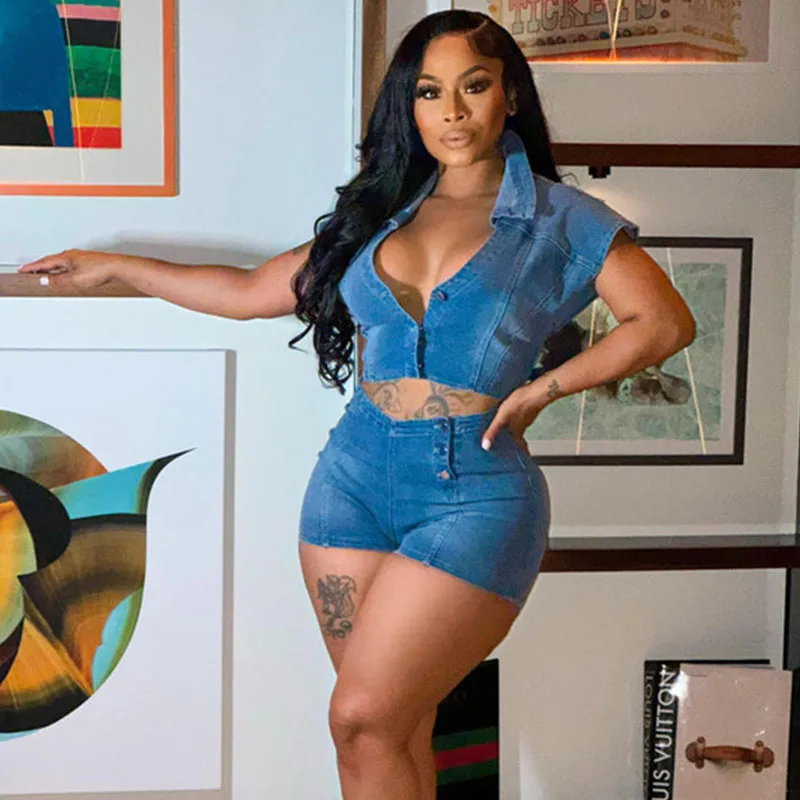 Sexy Stretchy Denim Bodycon Playsuits Women Elegant Batwing Sleeve Button Short Rompers Womens Jumpsuit Casual Summer Overalls
Sexy Stretchy Denim Bodycon Playsuits Women Elegant Batwing Sleeve Button Short Rompers Womens Jumpsuit Casual Summer Overalls