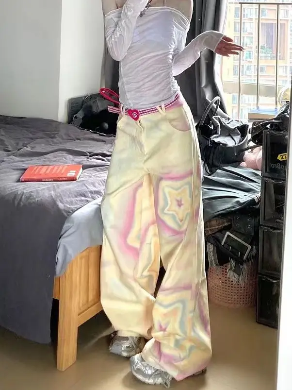 American retro star rendering graffiti wide leg jeans for women spring high waist loose slim casual floor mopping pants trendy
American retro star rendering graffiti wide leg jeans for women spring high waist loose slim casual floor mopping pants trendy