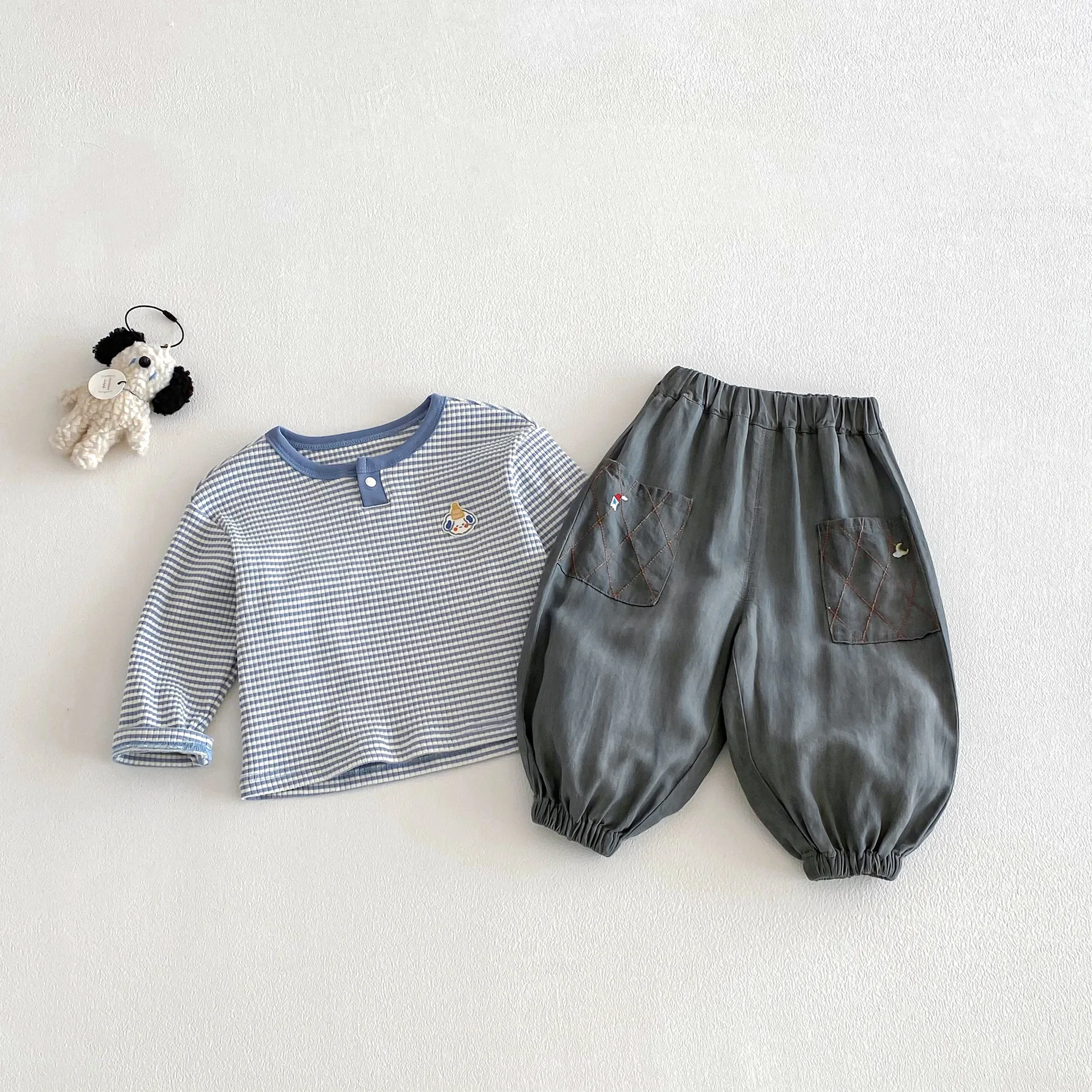 جينز أطفال مطرز برسومات كرتونية لفصلي الربيع والخريف، بنطلون كاجوال للأولاد والبنات، ليجنز طويل عصري بخصر مطاطي جينز أطفال مطرز برسومات كرتونية لفصلي الربيع والخريف، بنطلون كاجوال للأولاد والبنات، ليجنز طويل عصري بخصر مطاطي