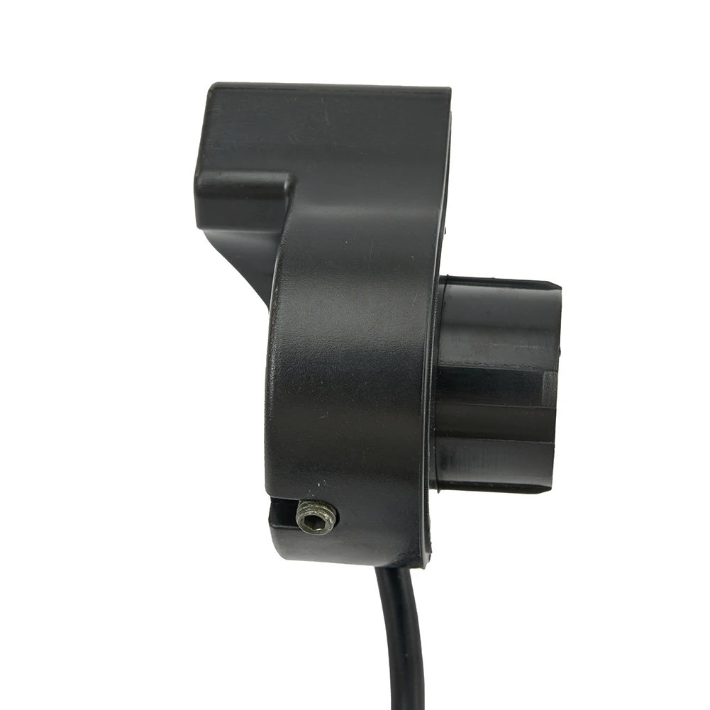 High Quality Practical Motorcycle Switch Handlebar Headlight Horn Multi-Function ON OFF Scooter Turn Signal Switch
High Quality Practical Motorcycle Switch Handlebar Headlight Horn Multi-Function ON OFF Scooter Turn Signal Switch