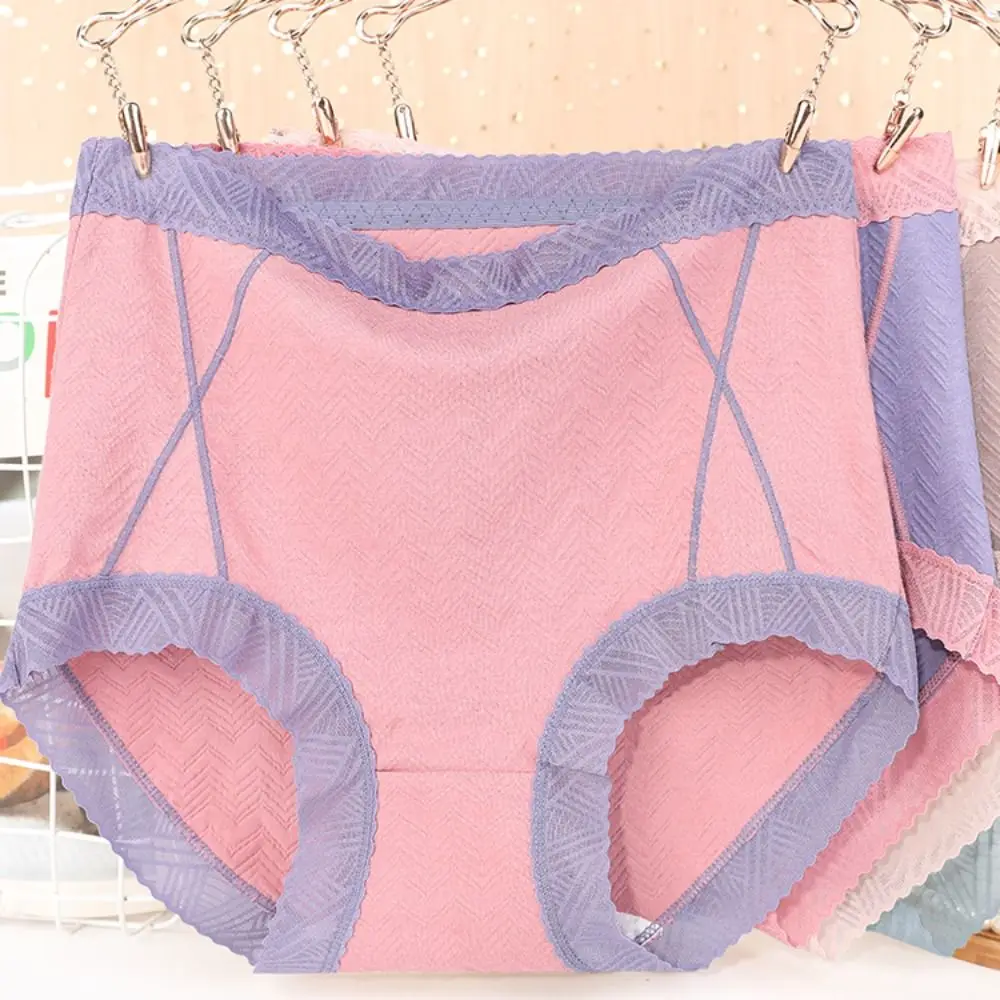 Удобное однотонное нижнее белье в стиле ретро с завышенной талией
Удобное однотонное нижнее белье в стиле ретро с завышенной талией