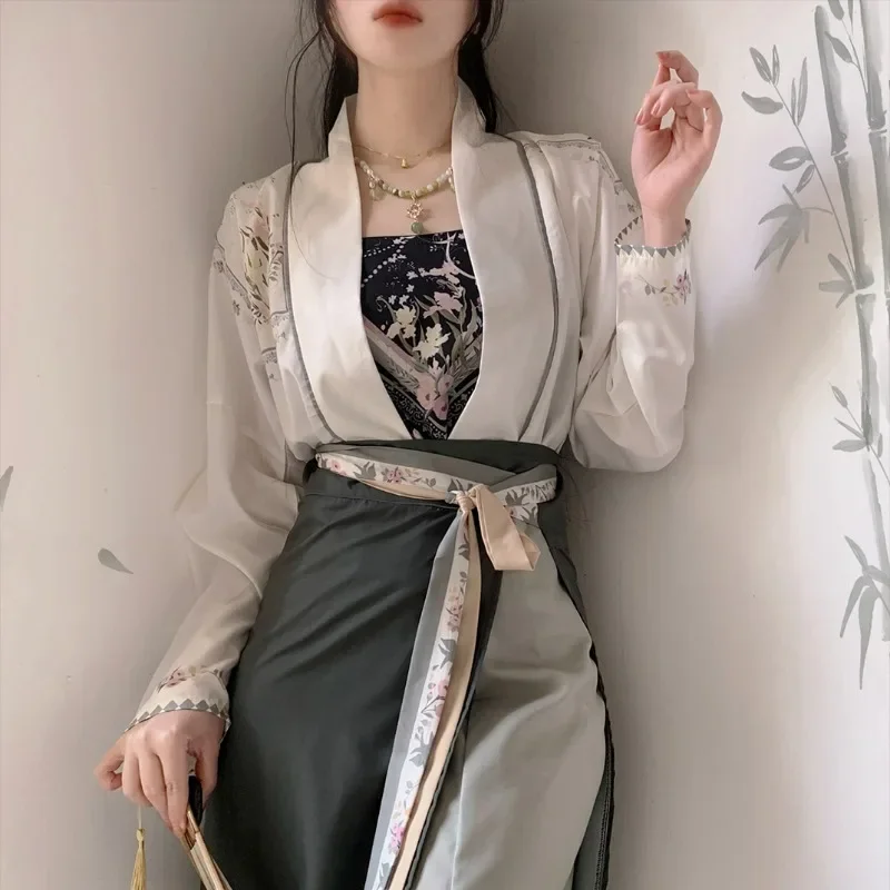 Chinese Song Dynasty Hanfu Dress Women Traditional Floral Print Princess Dress Female Chic Oriental Daily Hanfu Robe 3 Piece Set
Chinese Song Dynasty Hanfu Dress Women Traditional Floral Print Princess Dress Female Chic Oriental Daily Hanfu Robe 3 Piece Set