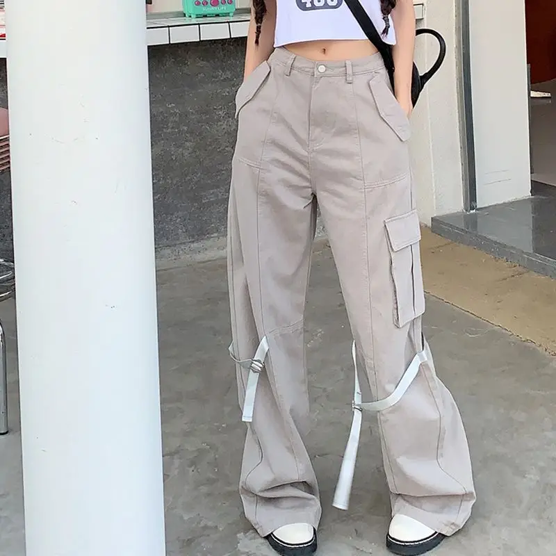 2022 Women's Pants Autumn and Winter New Design Multi Pocket Strap Loose Casual Straight Leg Trend Free Shipping
2022 Women's Pants Autumn and Winter New Design Multi Pocket Strap Loose Casual Straight Leg Trend Free Shipping