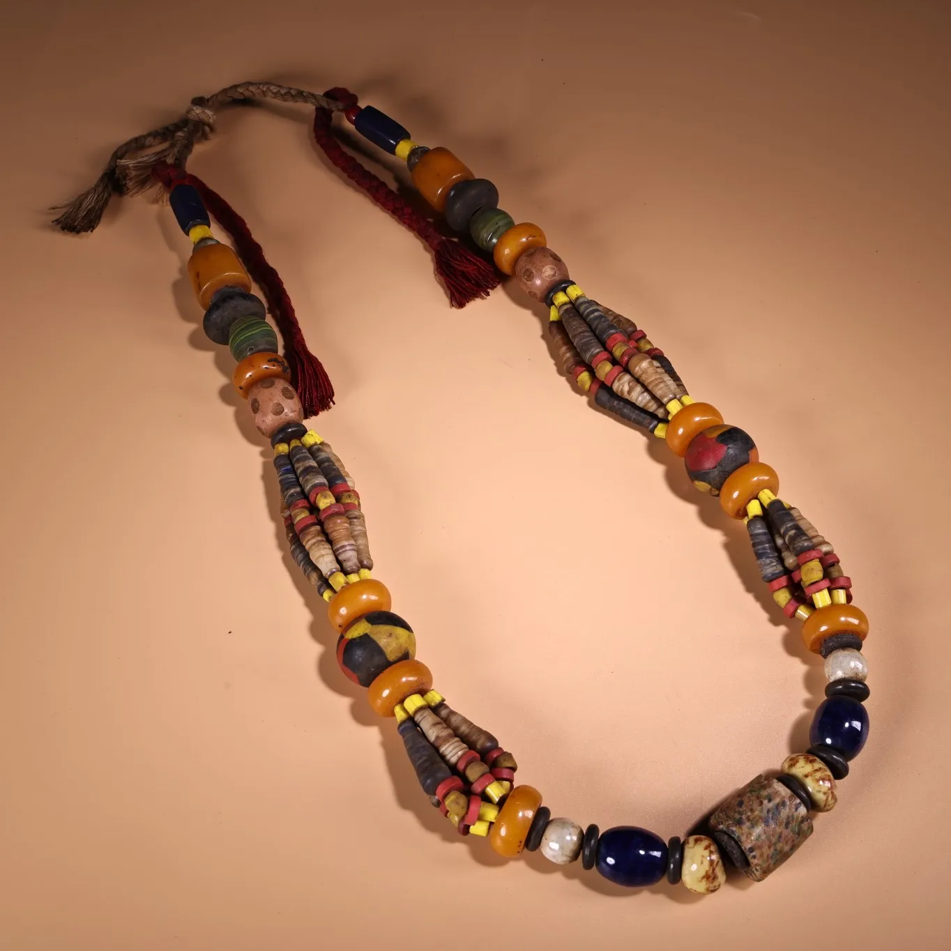 12"Tibetan Temple Collection Old Tibetan style multi Treasure Necklace Mosaic Gem Beeswax Turquoise Buddha Beads Pendant Amulet
12"Tibetan Temple Collection Old Tibetan style multi Treasure Necklace Mosaic Gem Beeswax Turquoise Buddha Beads Pendant Amulet