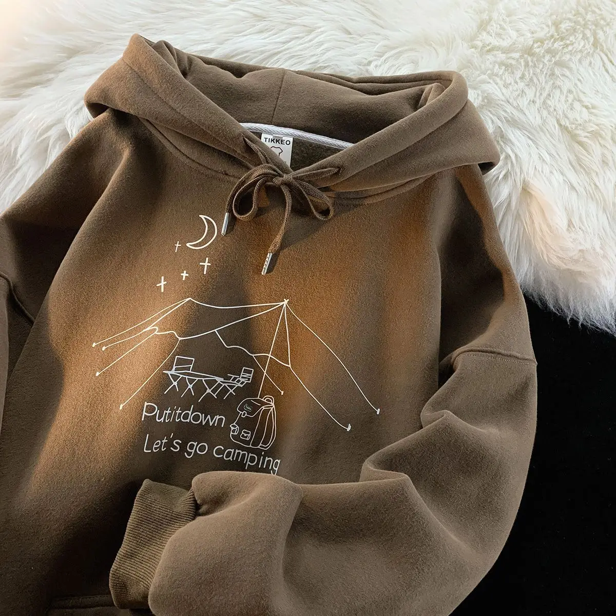 American Retro Minimalist Camping Print Hooded Sweatshirt Men and Women Oversize Autumn and Winter Lazy Style Loose Couple Coat
American Retro Minimalist Camping Print Hooded Sweatshirt Men and Women Oversize Autumn and Winter Lazy Style Loose Couple Coat