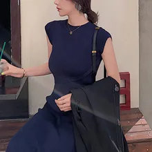 Slim Tank Dresses 2020 New Women Split O Neck Knitted Long Dress Elegant Ladies Sleeveless Bodycon Sweater Dresses Vestidos
Slim Tank Dresses 2020 New Women Split O Neck Knitted Long Dress Elegant Ladies Sleeveless Bodycon Sweater Dresses Vestidos