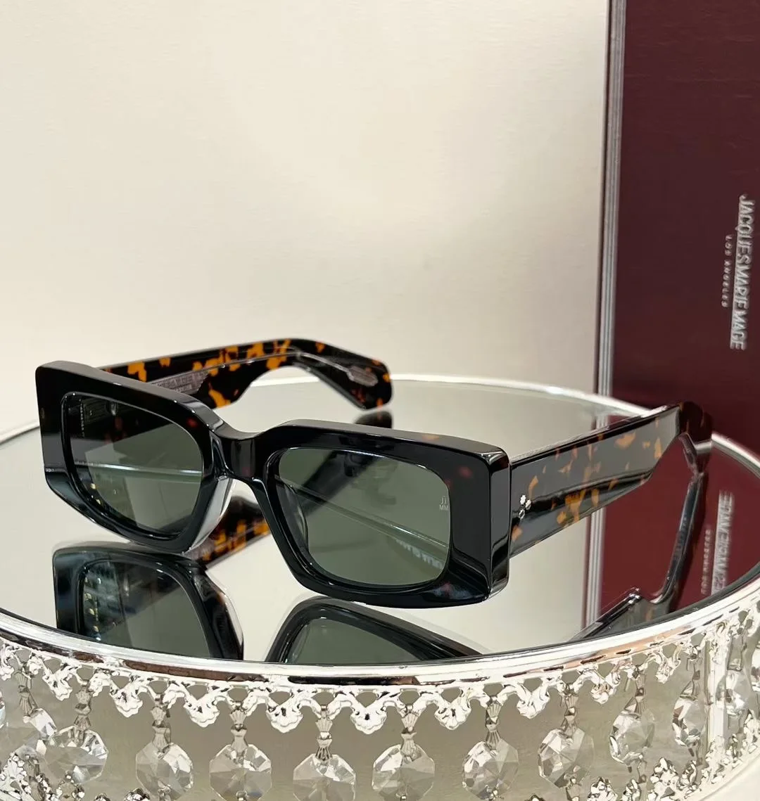 SUPERSONIC Jacques Sunglass With Case High Quality Retro Premium Rectangular Golf Astaire Men Women Fishing Camping Wedding
SUPERSONIC Jacques Sunglass With Case High Quality Retro Premium Rectangular Golf Astaire Men Women Fishing Camping Wedding