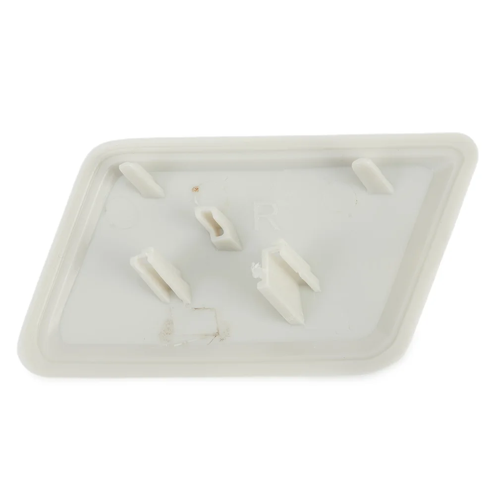 Headlamp Washer Jet Cover FOR FORD For MONDEO MK3 00-07 Plastic RIGHT LEFT Headlight Washer Nozzle Spray Jet Cover 1S7113L018AE
Headlamp Washer Jet Cover FOR FORD For MONDEO MK3 00-07 Plastic RIGHT LEFT Headlight Washer Nozzle Spray Jet Cover 1S7113L018AE
