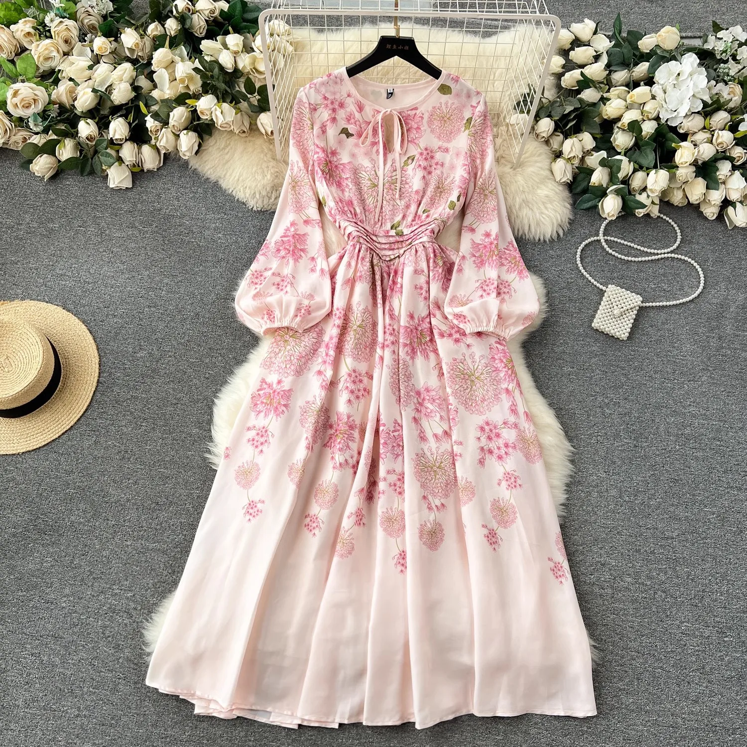 2023 New Style Runway Designer Vintage Dress Women's Round Neck High Waist Print Draped Slim Fit Chiffon Dress 6685
2023 New Style Runway Designer Vintage Dress Women's Round Neck High Waist Print Draped Slim Fit Chiffon Dress 6685