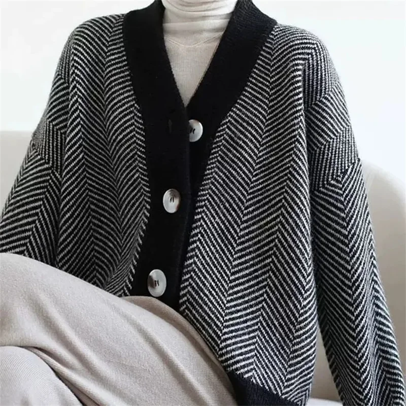 sweater jacket for women in autumn winter new retro knitted cardigan for women with loose thickened stripes for external wear
sweater jacket for women in autumn winter new retro knitted cardigan for women with loose thickened stripes for external wear