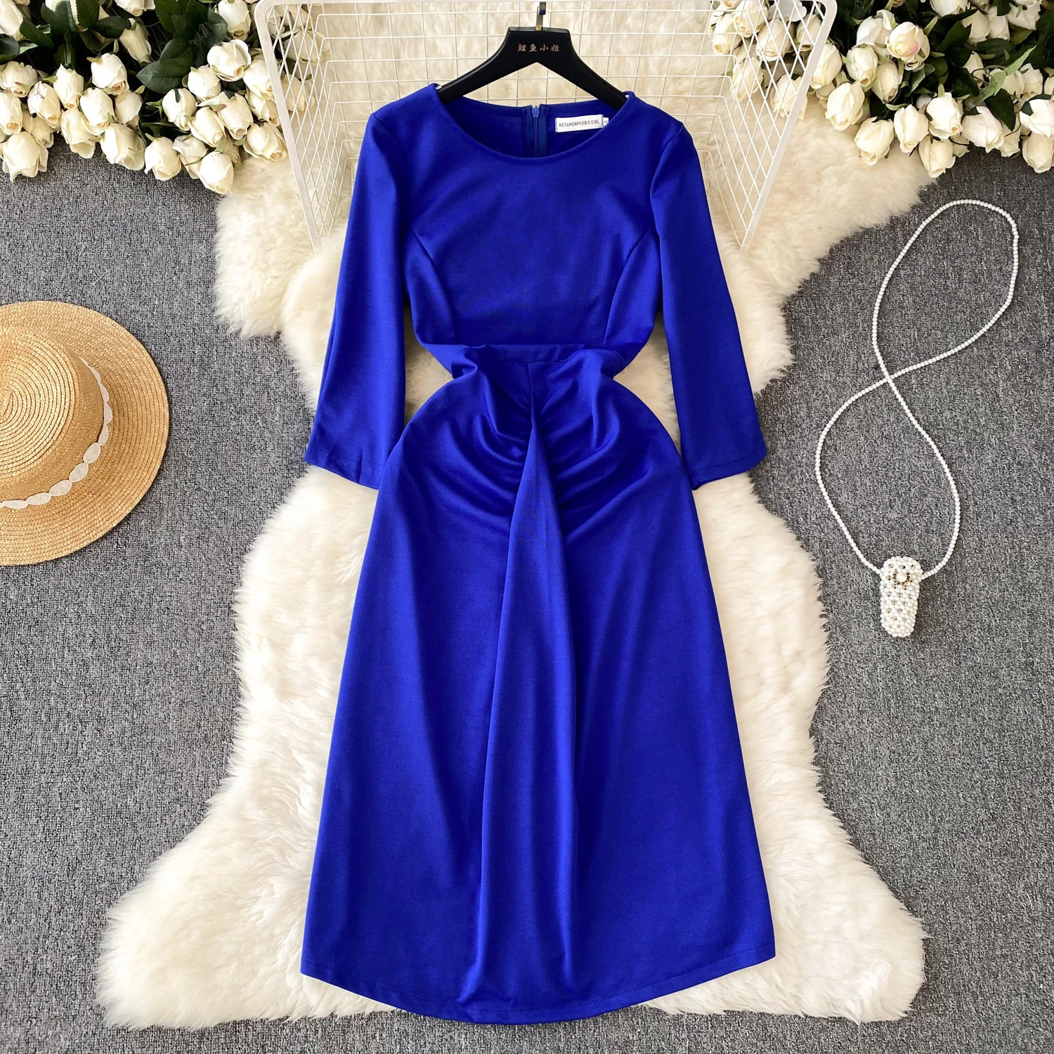 Elegant French Women Autumn Dress Solid Round Neck Half Sleeve Pleated High Waist A Line Casual Female Midi Calf Vintage Dress
Elegant French Women Autumn Dress Solid Round Neck Half Sleeve Pleated High Waist A Line Casual Female Midi Calf Vintage Dress